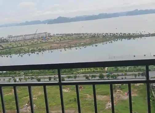 Yly Ha Long